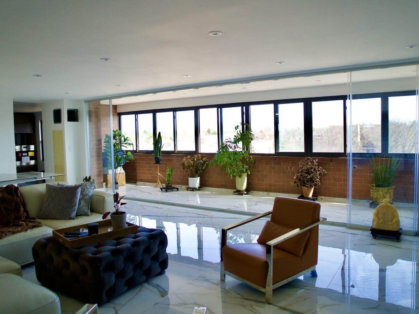 Frameless Sliding Glass Wall