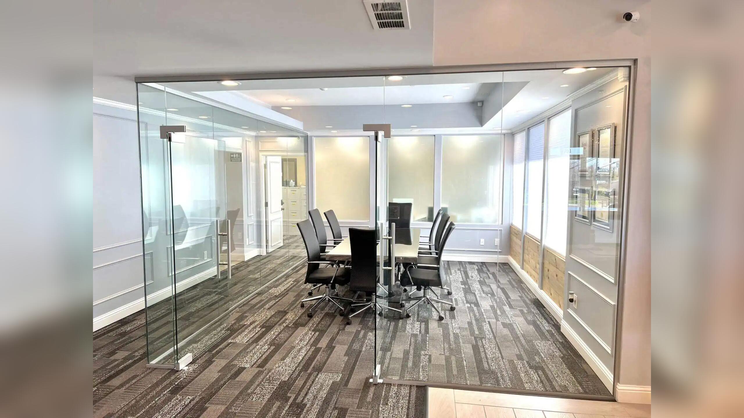 Frameless Partition – Swing Doors