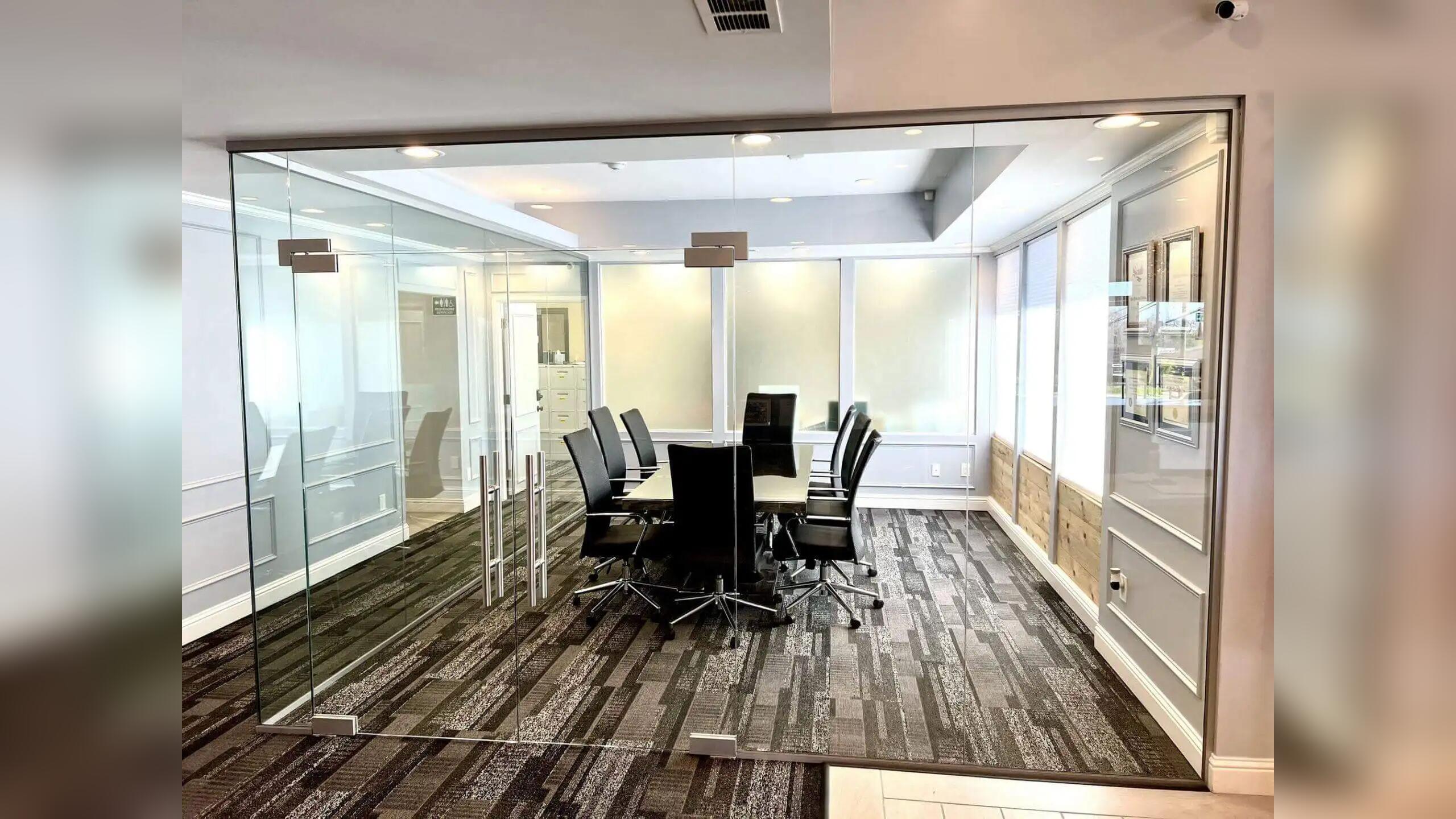 Frameless Partition – Swing Doors