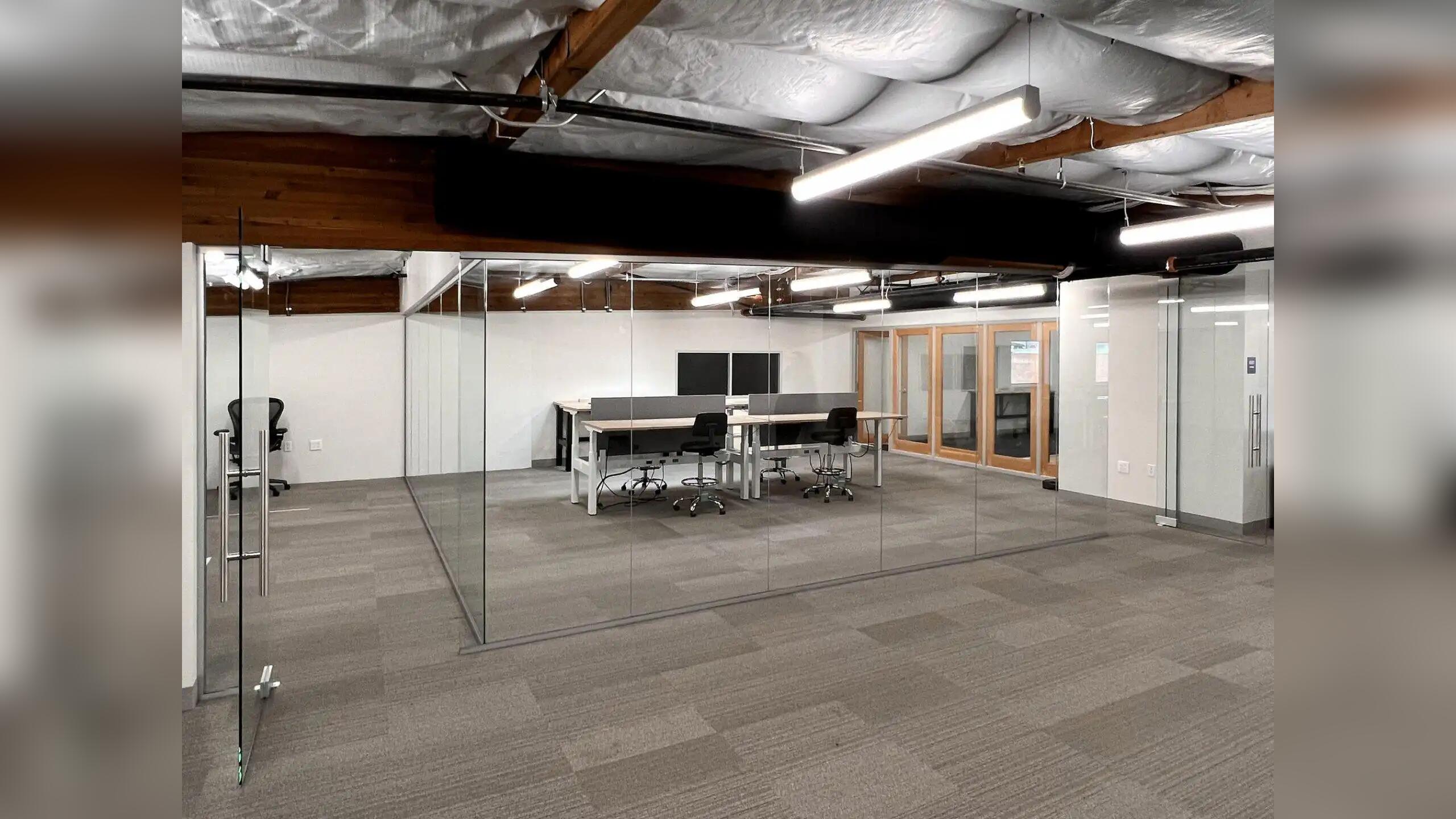 Frameless Partitions – Swing Doors